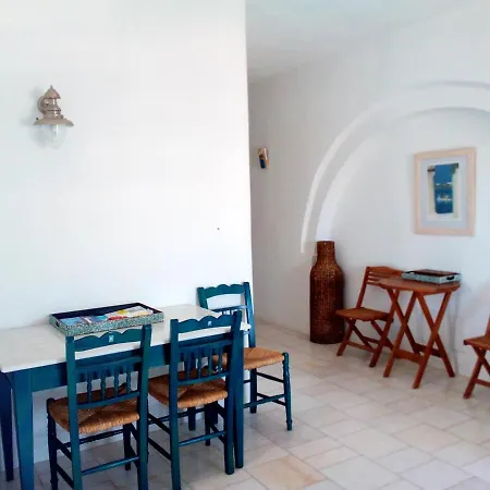 Villa With 2 Bedrooms In With Wonderful Sea View Shared Pool Terrace Parikia (Paros)