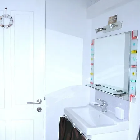 With 2 Bedrooms In With Wonderful Sea View Shared Pool Terrace Parikia (Paros)